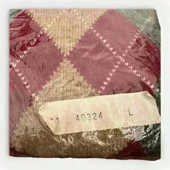 Vintage Sears Classic Mens L 100% Shetland Wool Gray Black Argyle V-Neck Sweater - Picture 7 of 9